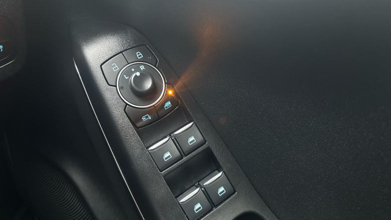 Ford Puma 1.0 EcoBoost Hybrid mHEV ST-Line 5dr Petrol Hatchback